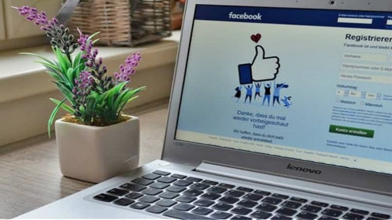 Comment savoir avec qui il parle sur Messenger