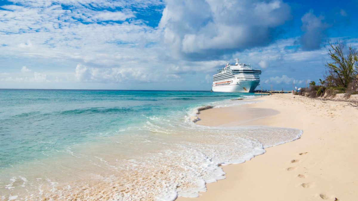 Réserver une croisière en déstockage : astuces et conseils pour économiser