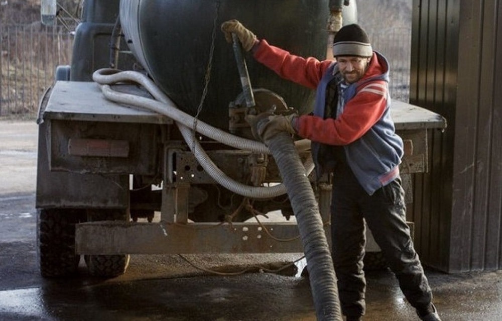 se passe le débouchage de canalisations